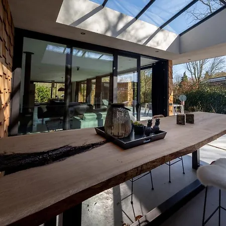 Houten Boshuis By Droomvilla 펜션 우스테르하트