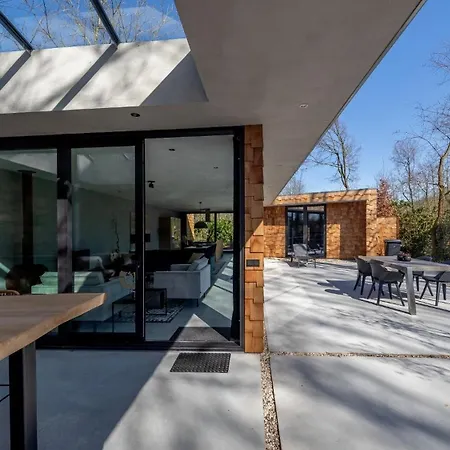 Houten Boshuis By Droomvilla Tatil Evi Oosterhout (North Brabant)