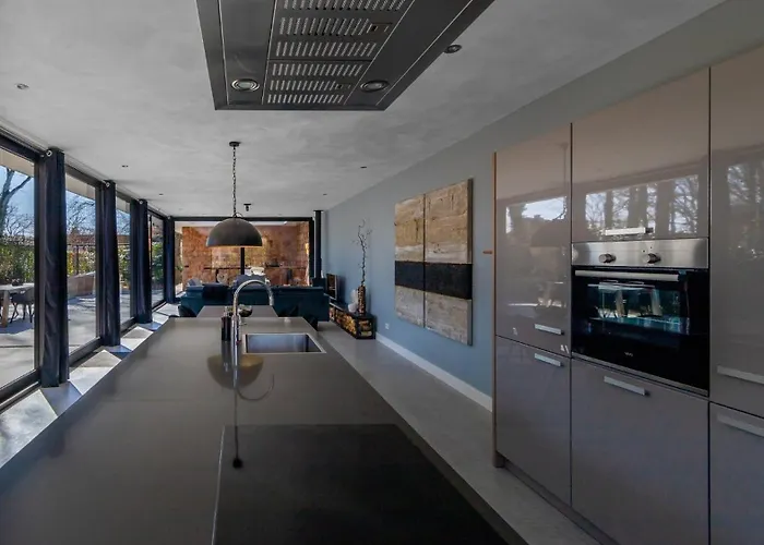 Houten Boshuis By Droomvilla