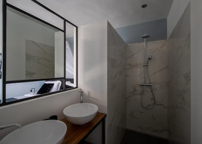 Hébergement de vacances Houten Boshuis By Droomvilla