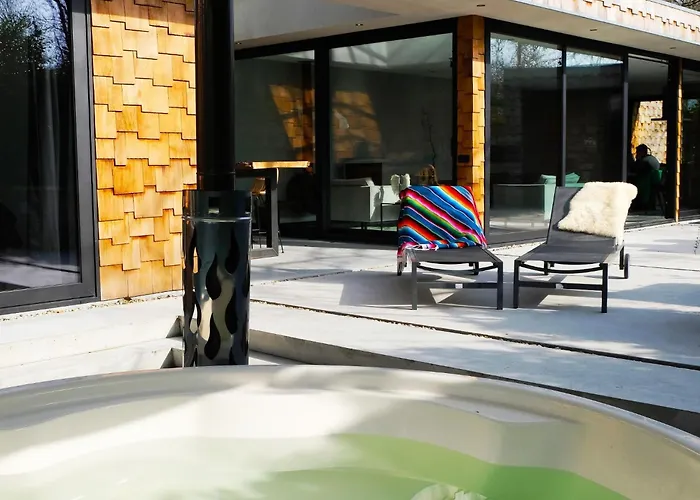 Houten Boshuis By Droomvilla Hébergement de vacances Oosterhout (North Brabant)