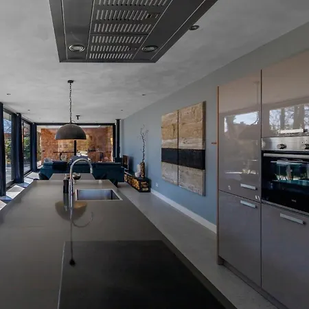 Houten Boshuis By Droomvilla